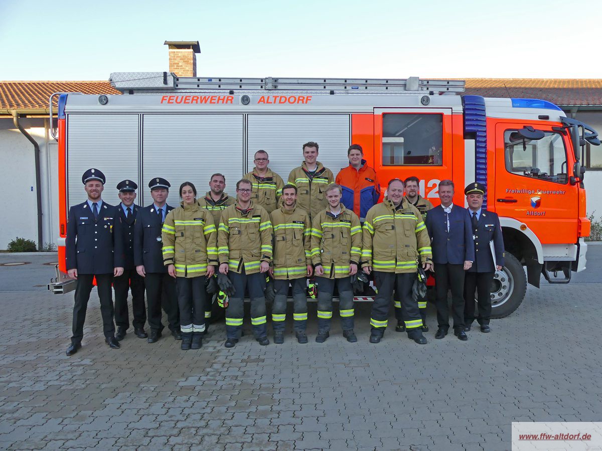 Dachaufsetzer „FEUERWEHR IM EINSATZ“ – Freiwillige Feuerwehr Altdorf